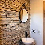 Appartement Haus Vogl - Mit Priv. Sauna Und Traumhaften Salzwasser-pool Anger