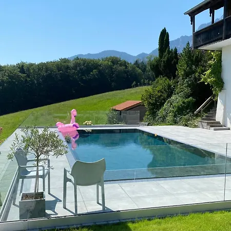 Apartment Haus Vogl - Mit Privater Sauna Und Beheizten Salzwasser Pool In Panoramalage Und Naehe Zu Salzburg Und Berchtesgaden *