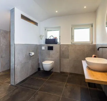 Haus Vogl Anger - Ferienwohnungen Mit Privater Sauna Und Beheizten Salzwasser Pool In Panoramalage