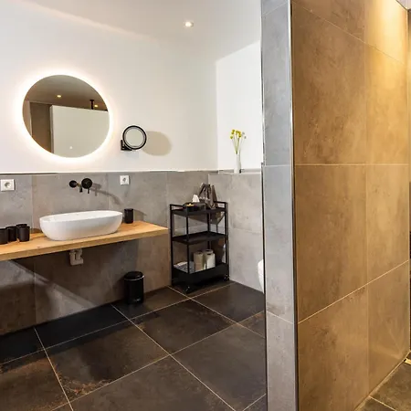Haus Vogl - Mit Privater Sauna Und Beheizten Salzwasser Pool In Panoramalage Und Naehe Zu Salzburg Und Berchtesgaden